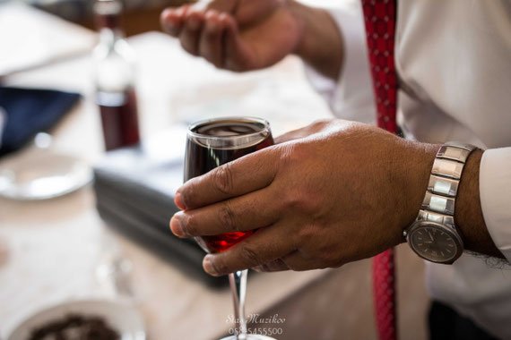 כן כן. הוא זה שלא רק יגע בבנכם אלא יבצע ניתוחון