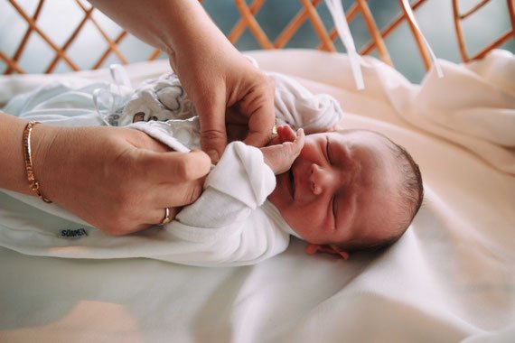 הכנות לטקס ברית המילה | צילום ברית