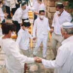 במעגל רוקדים דורות