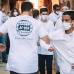 שבירת אווירה עם ריקודים