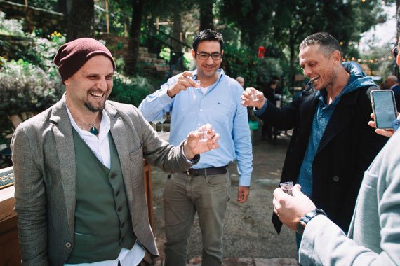 החתן והחברים - לחיים