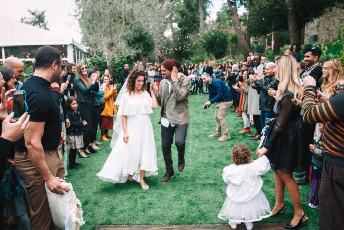 חתונה קסומה ביום שישי בצהריים – עין חמד גן אירועים בטבע