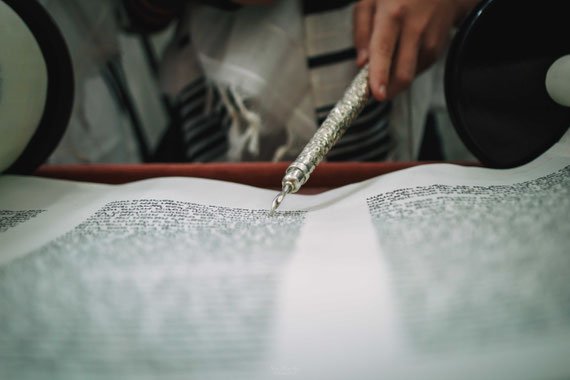 צילום טקס עליה לתורה בבית כנסת בבאר שבע