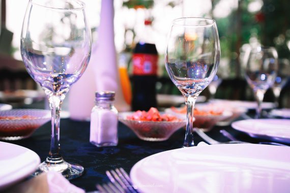 שולחנות אוכל באולמי סליה | צילום אירוע ברית