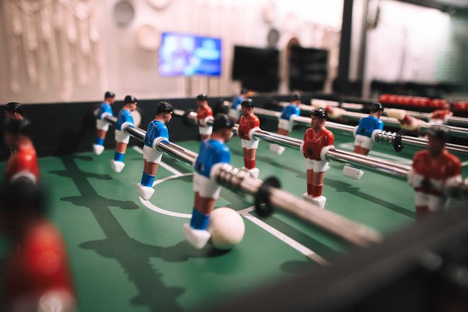 שמים גול לחברים - שולחנות משחק באירועי בת מצווה