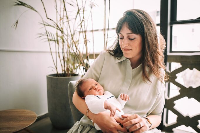 רגעים של אהבה - אמא בצילומים עם הקטן