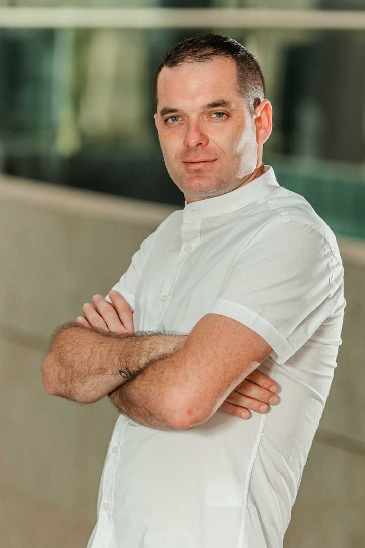 סטאס מוזיקוב - מייסד