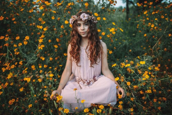 בוק בטבע עם פרחים