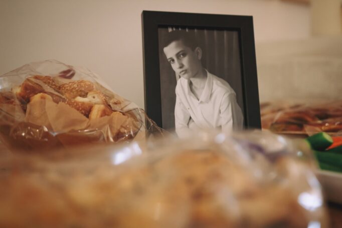 שולחן כיבוד בקבלת פנים - בית הכנסת הרפורמי דרכי נועם