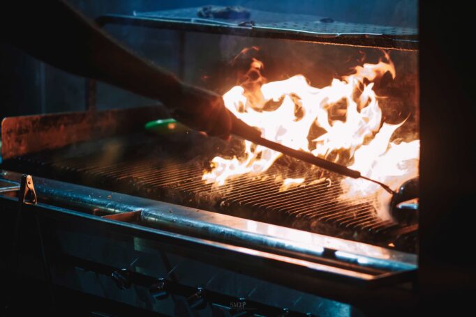 מנגל בשרים מוכן - על האש באתניקה