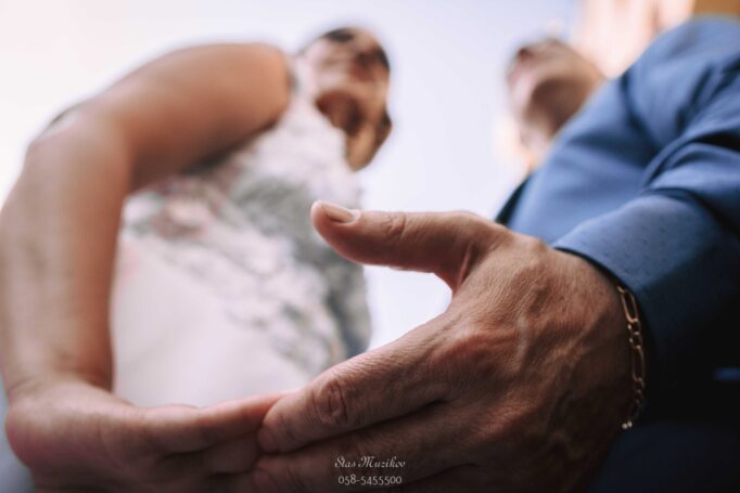 היא אמרה כן – אז איך בוחרים אותו