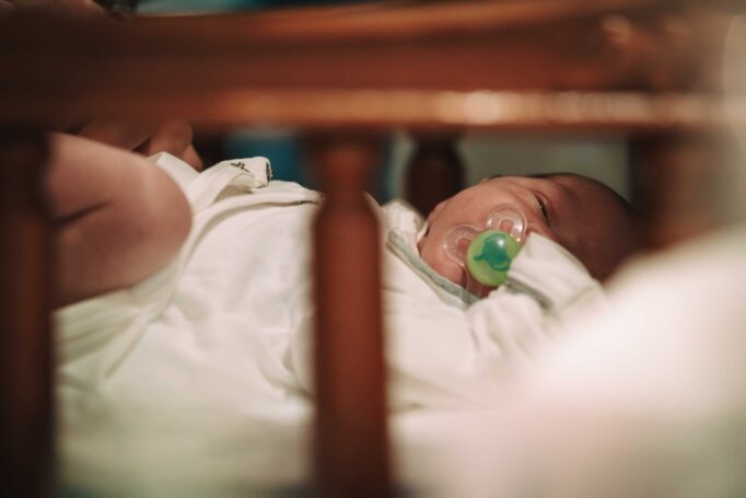 הכנות לרך הנולד - צלם לברית בביתכם סטאס מוזיקוב