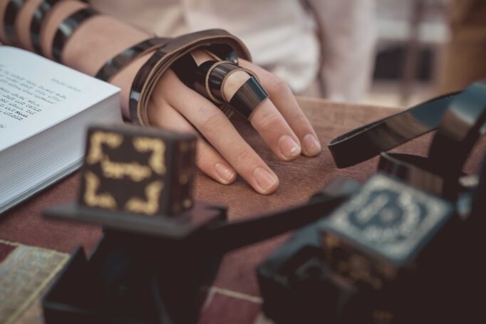 זוויות ורגעים מיוחדים בצילום תמונות לבר מצווה