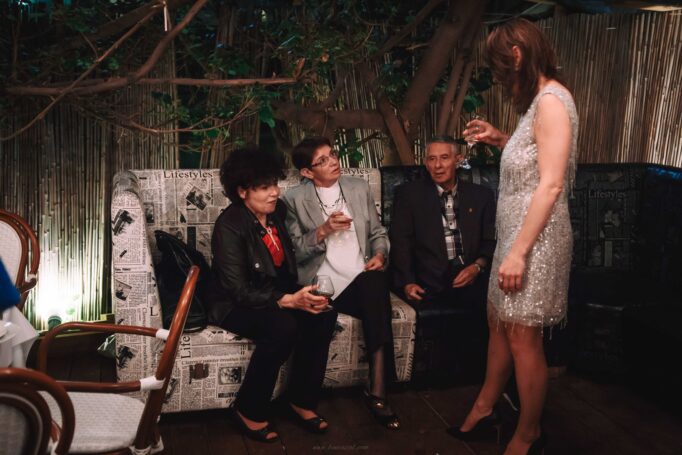 צילום ספונטני ביום הולדת 50